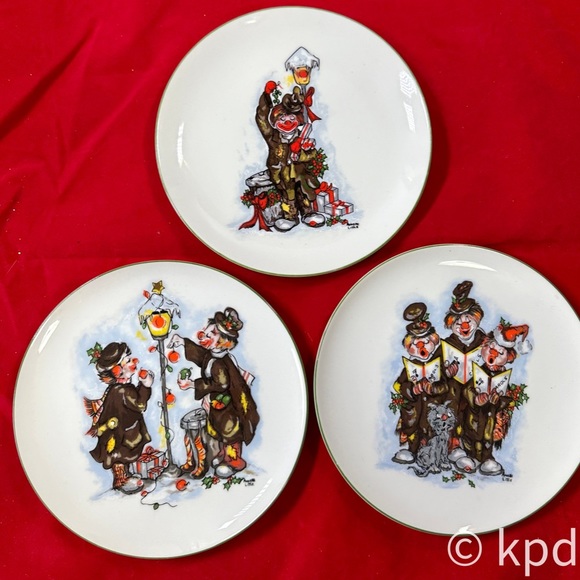 Vintage Enesco Annette Little collectible christmas hobo clown plate set of 3 - Picture 1 of 5